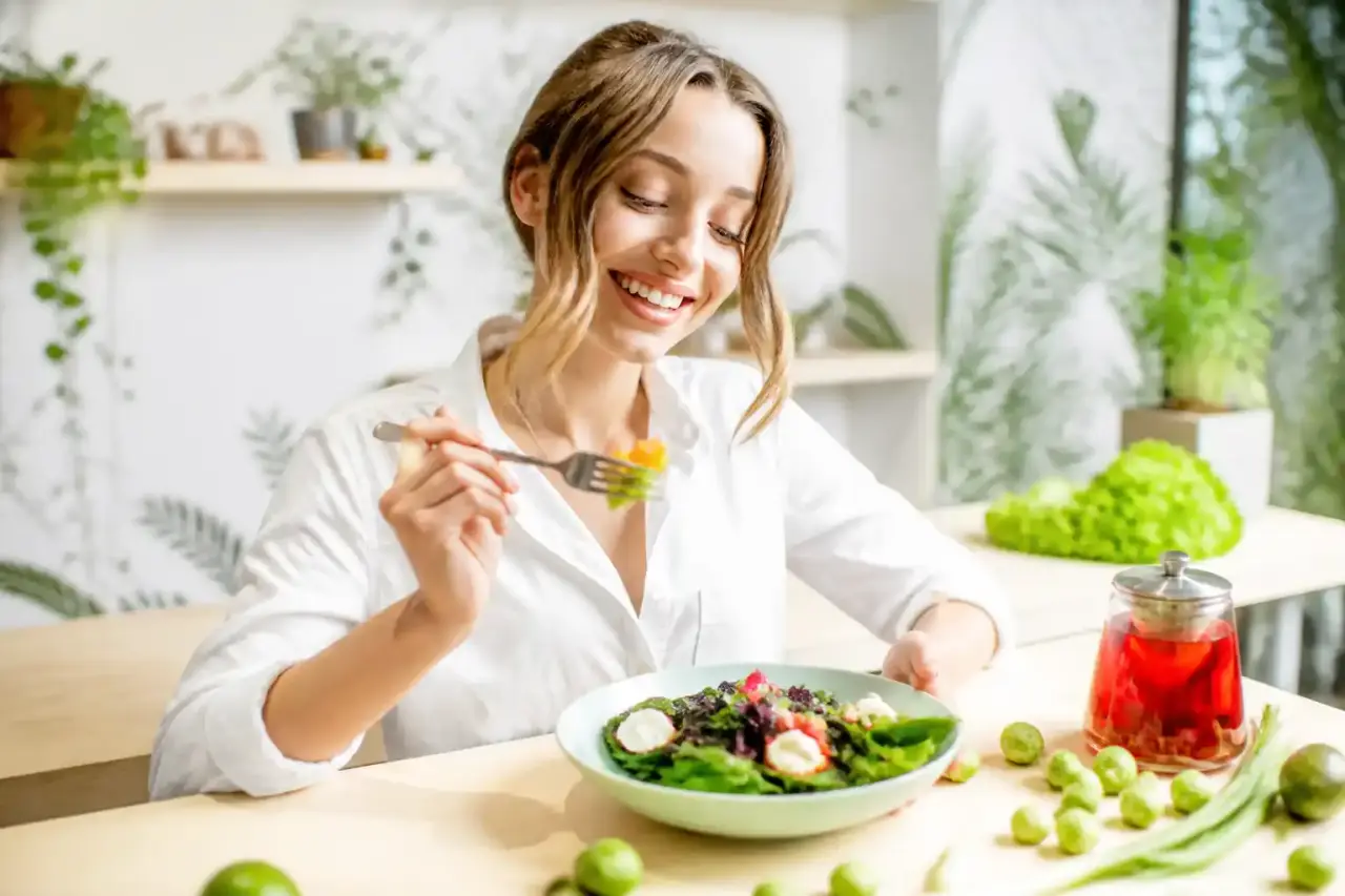 Illustration minimaliste liée à l’alimentation intuitive et au corps en équilibre